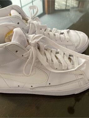 Nike White Women's High-Top Sneakers
